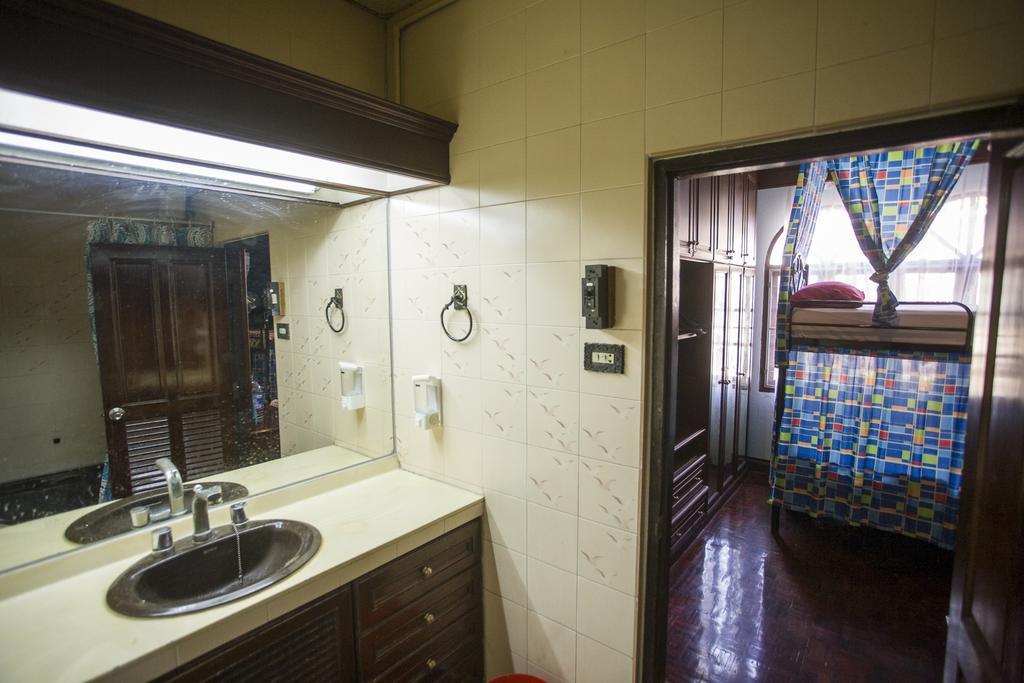 Mad Cow Hostel Bangkok Cameră foto